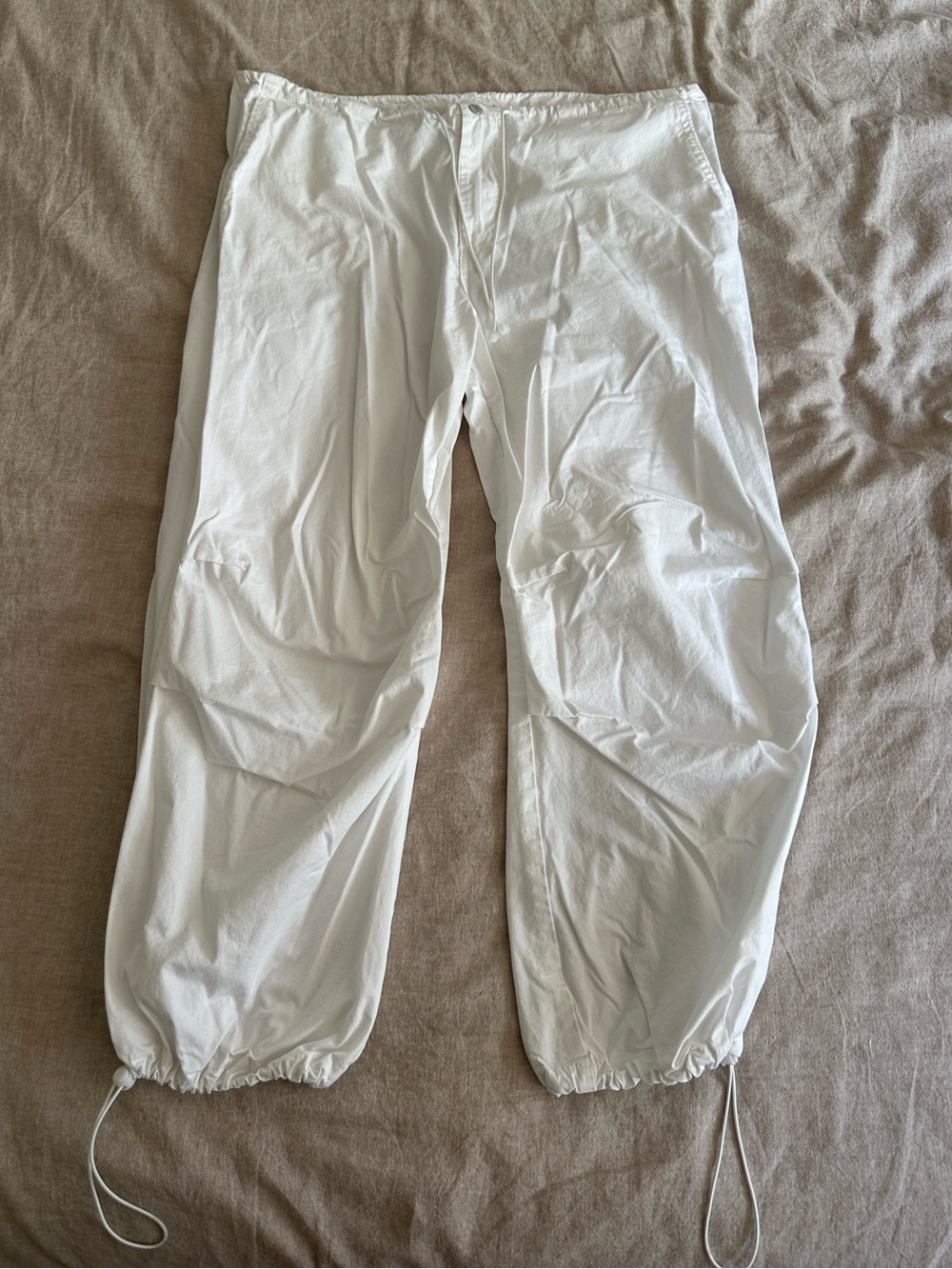 White Adjustable Hem Parachute Pants Size Small
